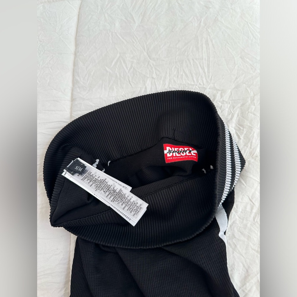 Diesel Ribbed Sports Leggings - Picture 9 of 10